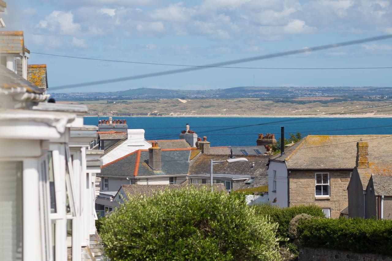Seabreeze 3 - Seaview & Parking Apartment St Ives  Exterior photo