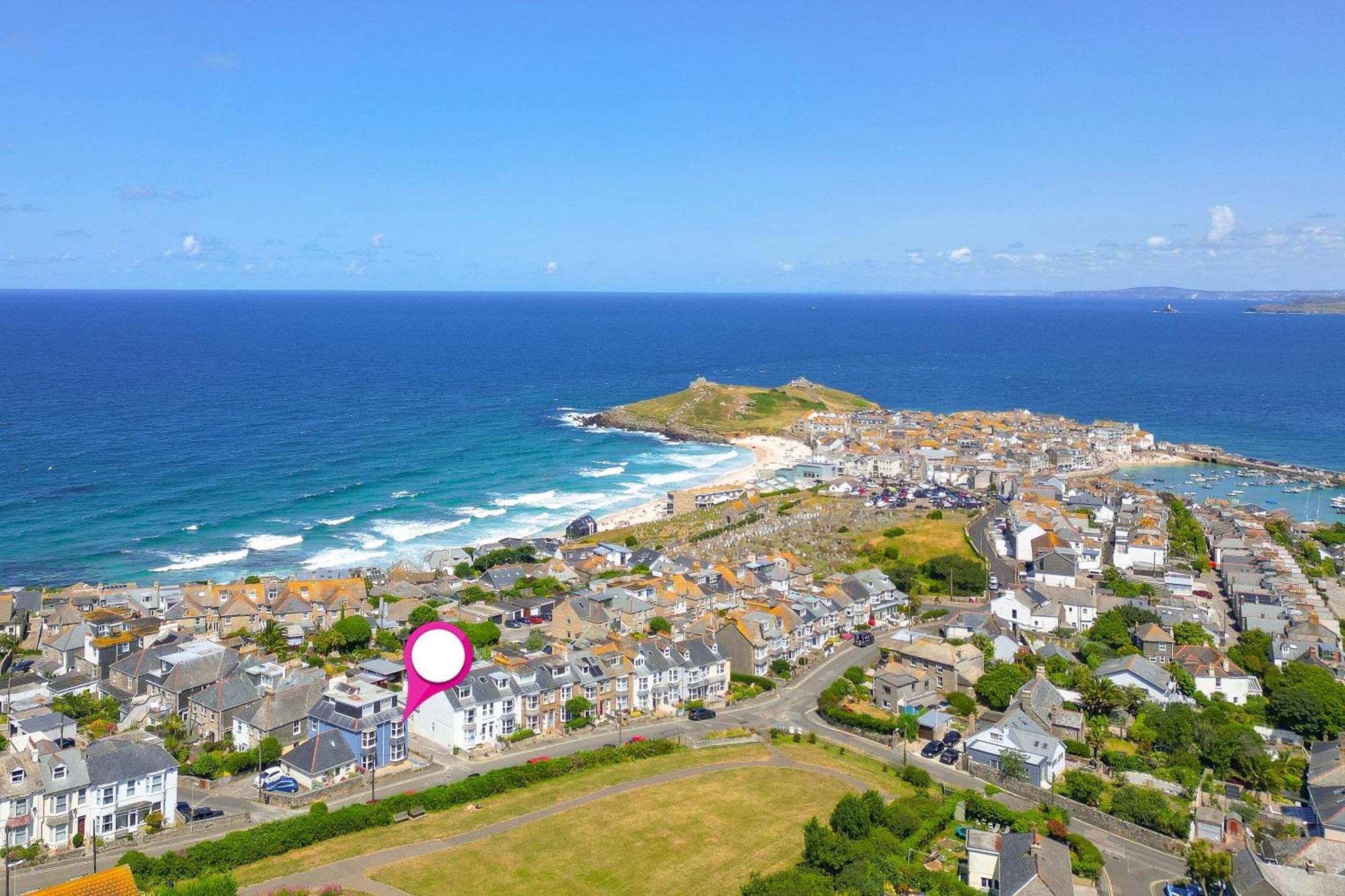 Seabreeze 3 - Seaview & Parking Apartment St Ives  Exterior photo