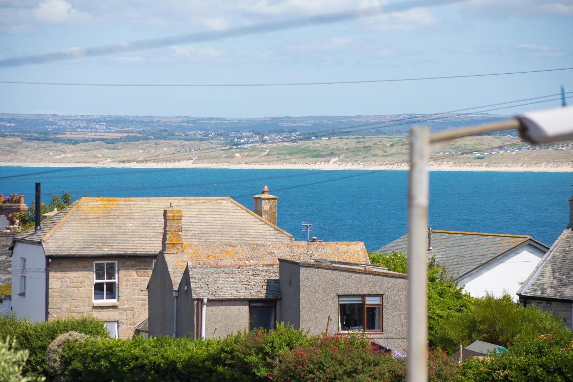 Seabreeze 3 - Seaview & Parking Apartment St Ives  Exterior photo